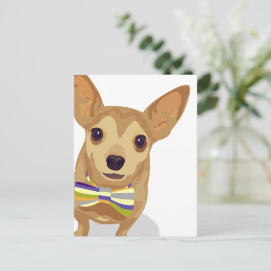 Carte Postale Chihuahua dans un bowtie sur un arrière - plan bla (Debout devant)