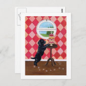 Carte Postale Chiot noir de laboratoire avec des cupcakes (Devant / Derrière)