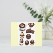 Carte Postale Chocolats2 (Debout devant)