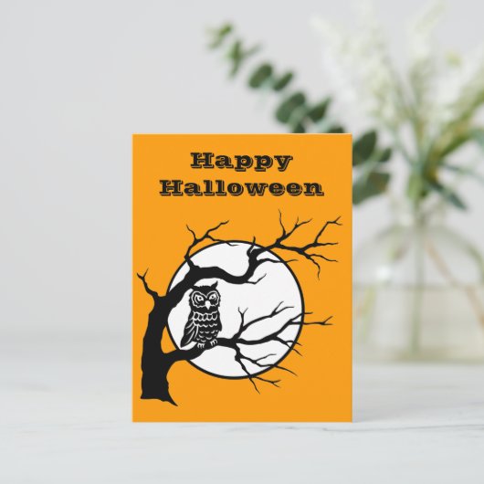 Carte Postale Chouette éffrayante dans l'arbre (Debout devant)