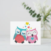 Carte Postale Chouette mignonne couple avec les coeurs (Debout devant)