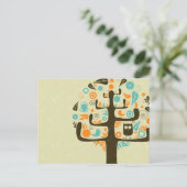 Carte Postale Chouette sur un membre d'arbre (Debout devant)