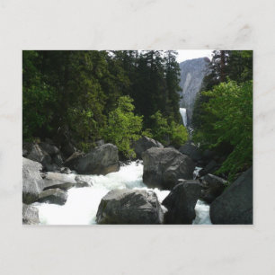 Carte Postale Chutes vernales à la distance à Yosemite