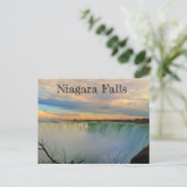 Carte Postale Ciel dramatique des chutes Niagara (Debout devant)