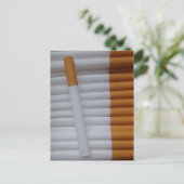 Carte Postale cigarettes vides regroupées (Debout devant)