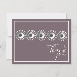 Carte Postale Cinq marguerites blanches sur fond mauve Merci