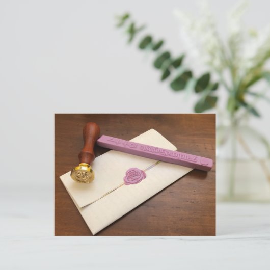 Carte Postale Cire de scellage (Debout devant)