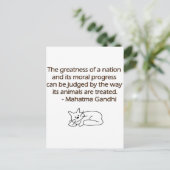 Carte Postale Citation d'animaux de Gandhi avec le chat (Debout devant)