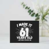 Carte Postale Citation drôle pour 61e anniversaire Sarcasme 61 a (Debout devant)