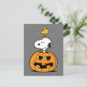 Carte Postale Citrouille Snoopy & Woodstock (Debout devant)