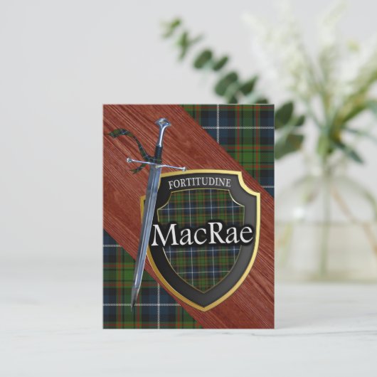 Carte Postale Clan MacRae Tartan Sword & Shield (Debout devant)