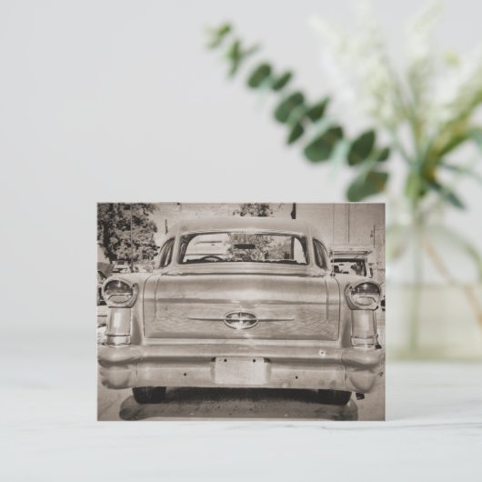 Carte postale classique (Debout devant)