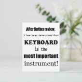 Carte Postale Clavier Instrument le plus important (Debout devant)