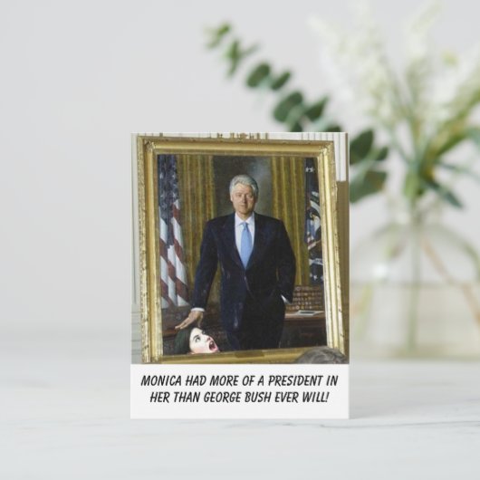 Carte Postale clinton_portrait_monica, Monica avait plus qu'un p (Debout devant)