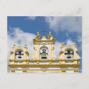 Carte Postale Clocher de l'église dans le village de montagne de