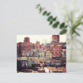 Carte Postale Cloches et graffitis (Debout devant)