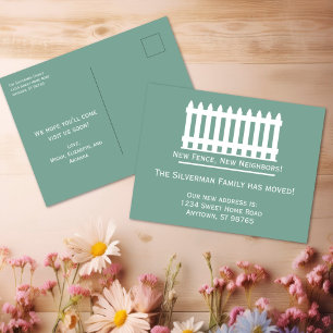 Carte Postale Clôture minimaliste blanche sur vert Nous avons dé