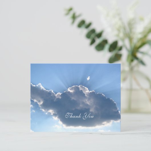 Carte postale cloud Merci (Debout devant)