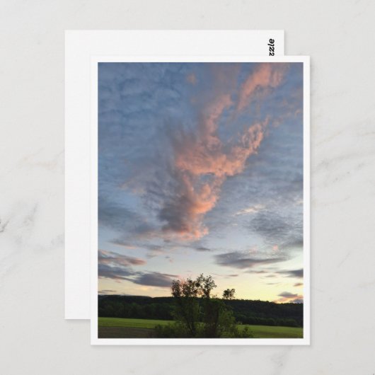 Carte Postale Clouds are magical (Devant / Derrière)