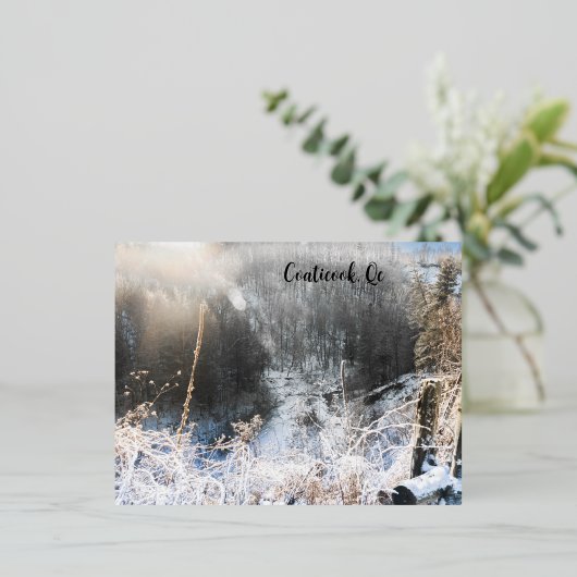 Carte postale Coaticook, Qc (Debout devant)