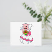 Carte Postale Cochon avec robe de mariée et bouquet de fleurs (Debout devant)