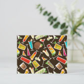 Carte Postale cocktail motif et long drink, bar à cocktails (Debout devant)