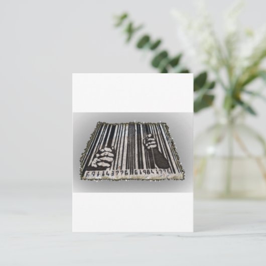 CARTE POSTALE CODE BARRE DE PRISON (Debout devant)