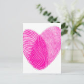 Carte Postale Coeur d'empreintes digitales (Debout devant)