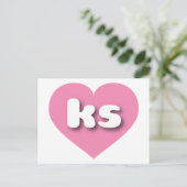 Carte Postale Coeur rose du Kansas - I love ks (Debout devant)