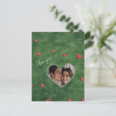Carte Postale Coeurs rouges sur l'herbe verte (Debout devant)