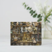 Carte Postale Collection d'objets d'art antique (Debout devant)