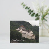 Carte Postale colline du château de vaduz (Debout devant)