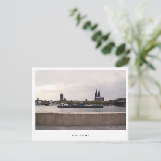 Carte Postale Cologne (Debout devant)