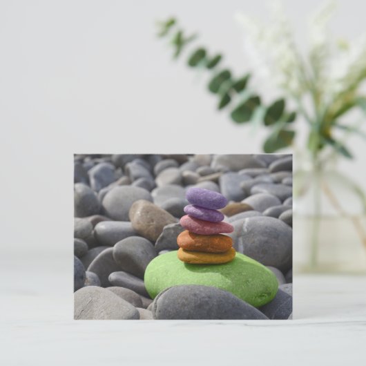 Carte Postale Colored stones (Debout devant)