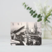 Carte Postale Comment la Liberté de la Dame à Paris (Debout devant)