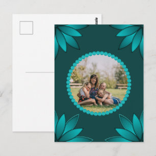 Carte Postale Conception de mandala à feuilles sarcelles sur fon
