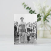 Carte Postale Concours de beauté sur le bassin de marée, 1919 (Debout devant)