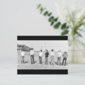 Carte Postale Concours de cri (Debout devant)