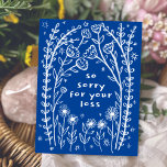 Carte Postale CONDOLENCES Floral Whimsical Sketch Doodle Désolé<br><div class="desc">Dessin doux de vignes fleurs sauvages pour envoyer des condoléances à quelqu'un. Cliquez sur "personnaliser" pour modifier le texte et "modifier à l'aide de l'outil de conception" pour ajuster les polices, les couleurs et les placements. Vous pouvez modifier la couleur de l'arrière - plan ou consulter ma boutique pour plus...</div>