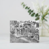 Carte Postale Coney Island Pool-1824025.bw.jpg (Debout devant)