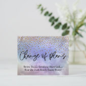 Carte Postale Confetti Purple Changement de plans Mariage report (Debout devant)