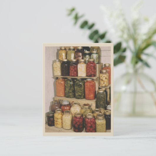 Carte Postale Consertir et conserver des bocaux entiers de nourr (Debout devant)