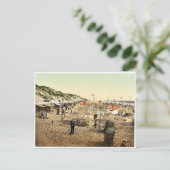 Carte Postale Construction de châteaux de sable, Westerland, Syl (Debout devant)