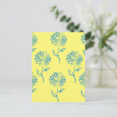 Carte Postale Contour de fleur bleue sur fond jaune (Debout devant)