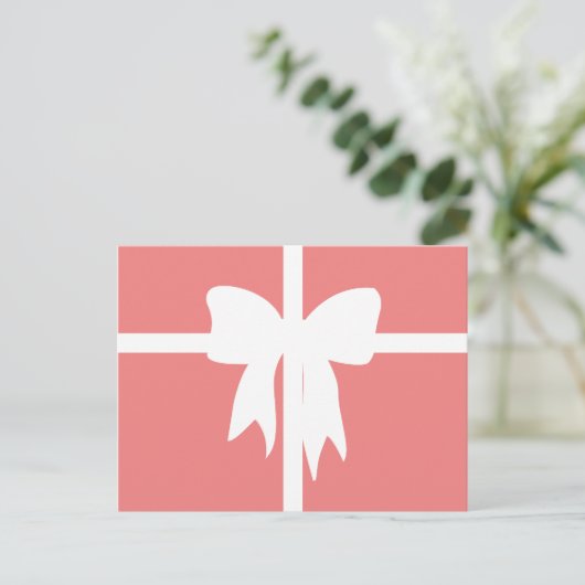 Carte Postale Corail blanc et clair enveloppé présent (Debout devant)