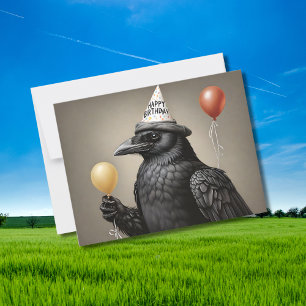Carte Postale Corbeau tenant un ballon jaune heureux casquette d