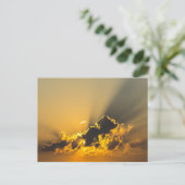 Carte Postale Coucher de soleil d'or illumine un nuage (Debout devant)