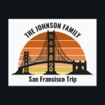 Carte Postale Coucher de soleil du pont de San Francisco Customi<br><div class="desc">Coutume cool San Francisco Golden Gate pont au coucher du soleil carte postale pour vos vacances à la ville près de la baie. Souvenez-vous toujours de votre voyage avec ce souvenir de conservation.</div>