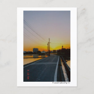 Carte Postale coucher du soleil sur la route nationale