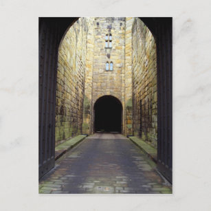 Carte Postale Couloir de meurtre, Barbican, Château d'Alnwick, N